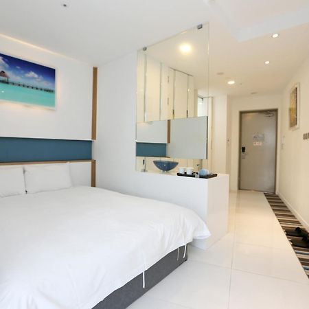 Hamdeok Beach Stay Чеджу Екстериор снимка