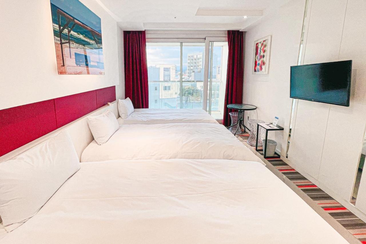 Hamdeok Beach Stay Чеджу Екстериор снимка